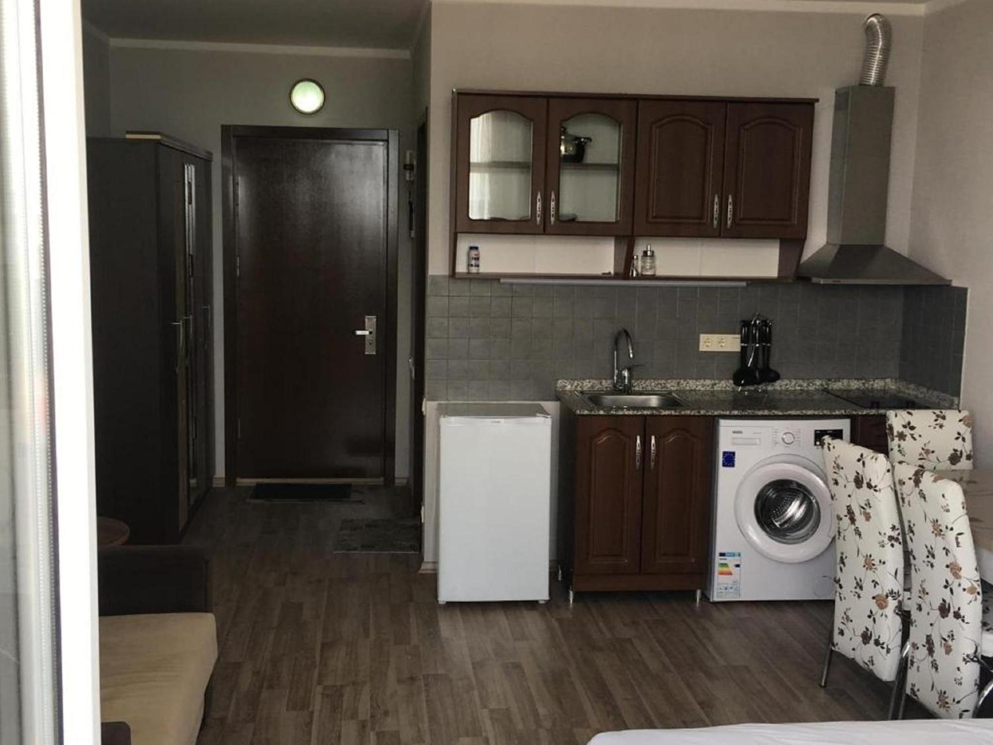 Apart Hotel Black Sea Towers Batumi Exterior photo